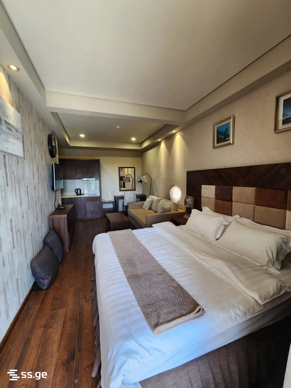 1 Room Flat Daily Rent. Chaqvi view 4