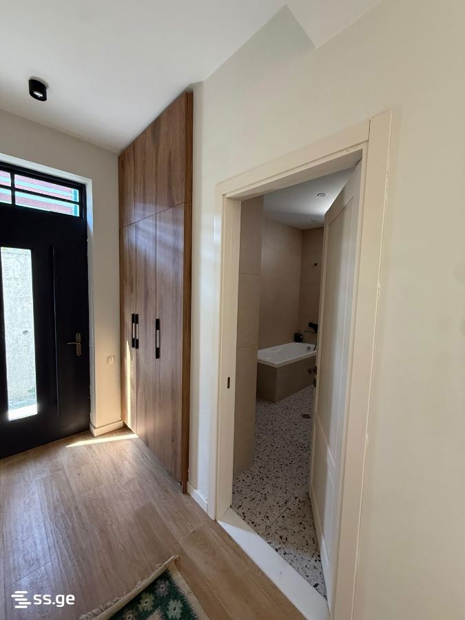 4 Room Private House For Sale view 10