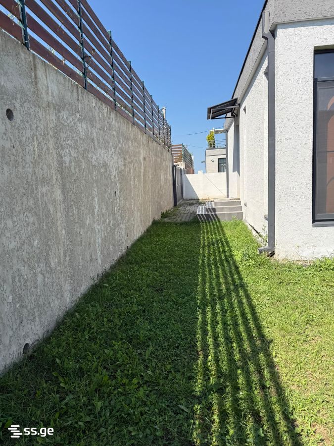 4 Room Private House For Sale view 4