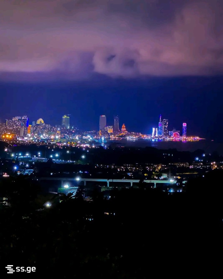 2 Room Summer Cottage Daily Rent. Batumi view 6