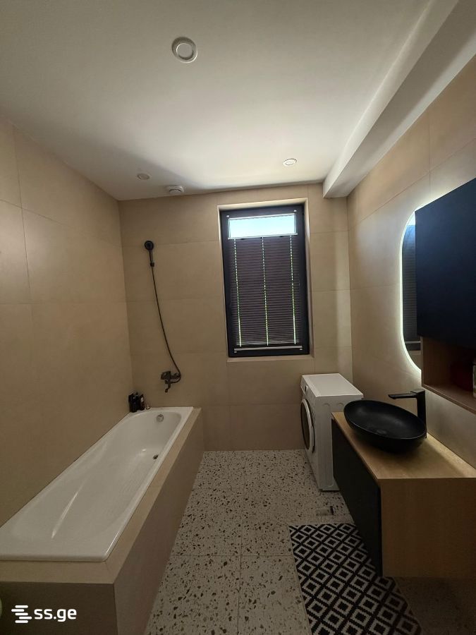 4 Room Private House For Sale view 9