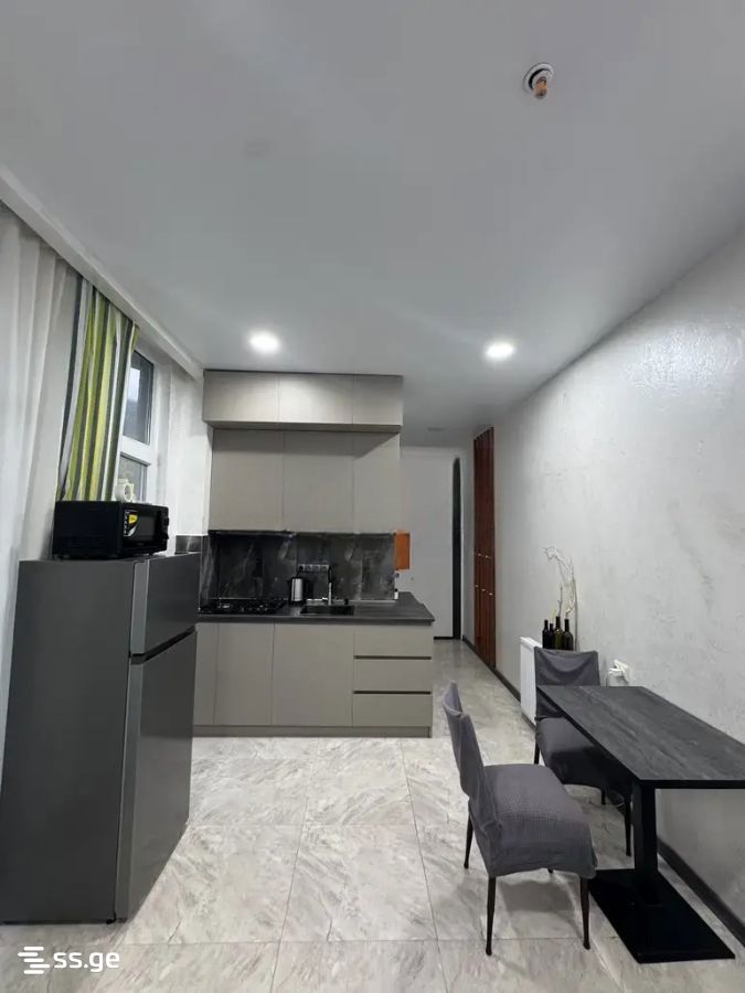 2 Room Flat For Rent. Khelvachauri view 3