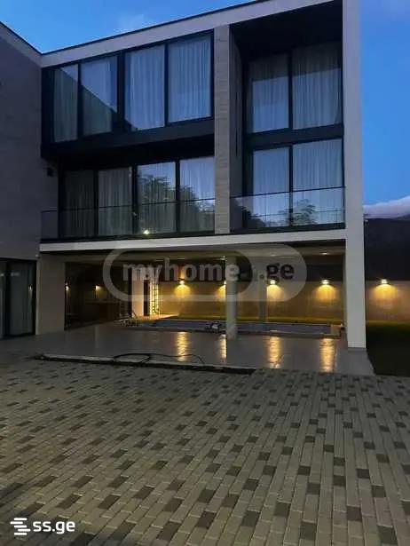 8 Room Private House For Rent. Digomi view 4