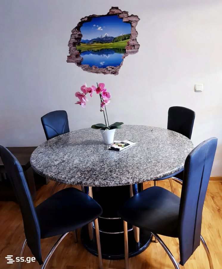 2 Room Flat Daily Rent. Ureki view 1