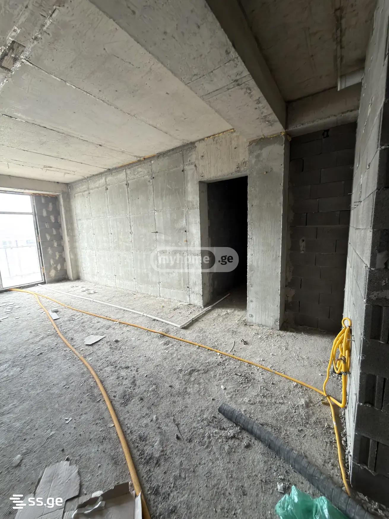 1 Room Flat For Sale view 4