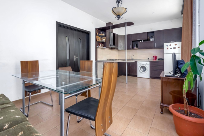 https://static.ss.ge/20260827/19_8f54599e-e174-486c-b376-125f167be90f_Thumb.jpg