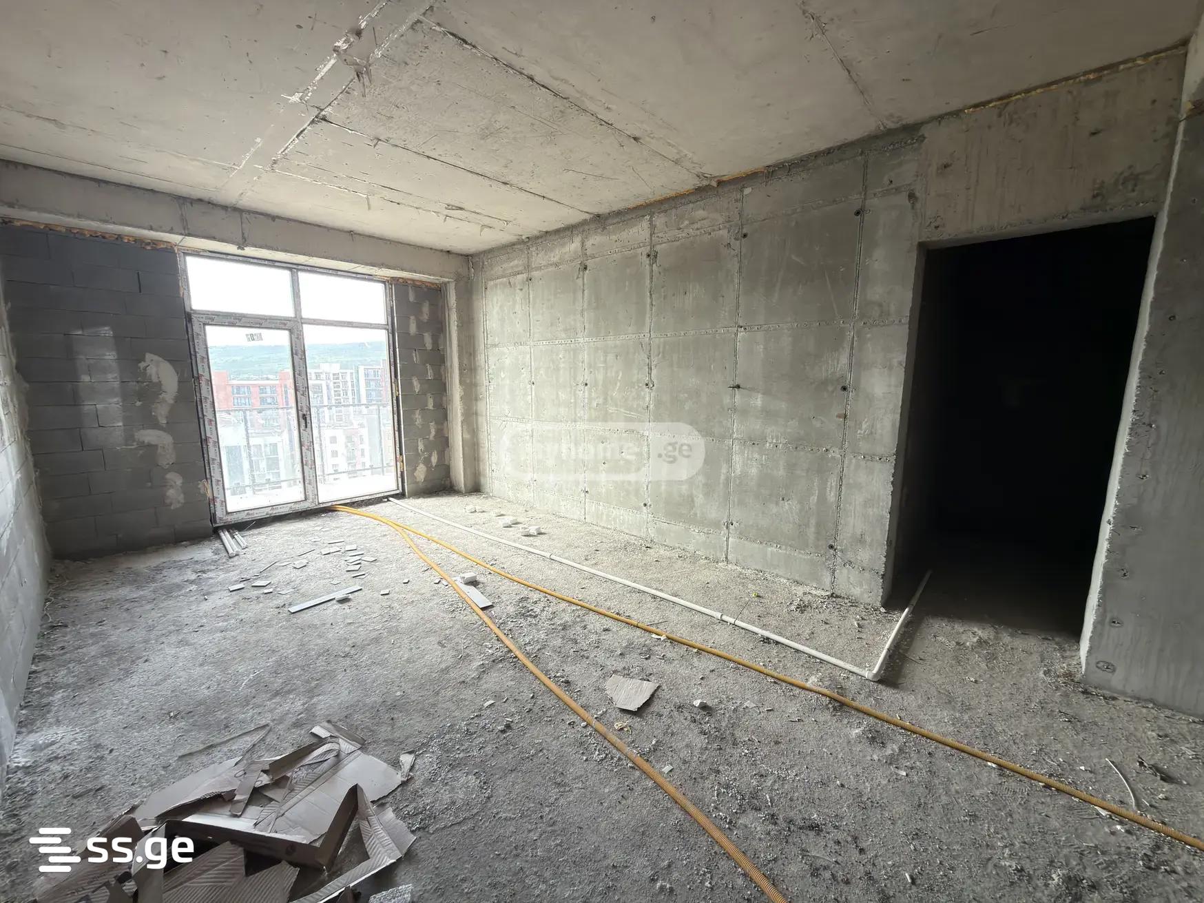 1 Room Flat For Sale view 3
