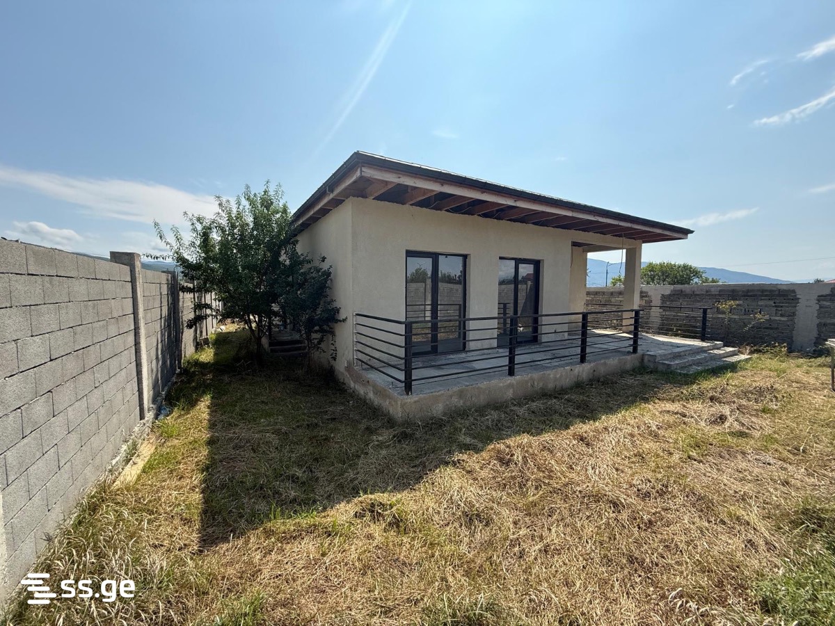 5 Room Summer Cottage For Sale view 2