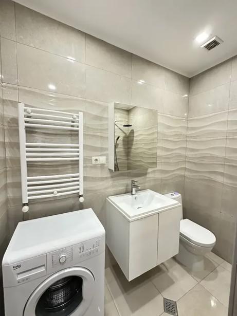 https://static.ss.ge/20260828/12_5a92244d-67dd-46a5-b1db-aef0f98ee10c_Thumb.jpg