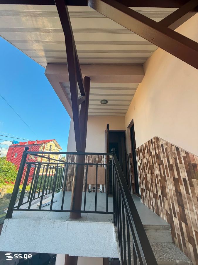 Hotel For Sale. Ureki view 10