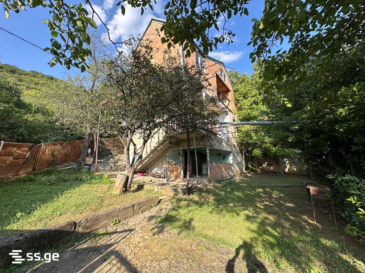 6 Room Summer Cottage For Sale view 4