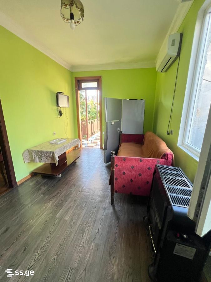 3 Room Private House Daily Rent. Batumi view 1