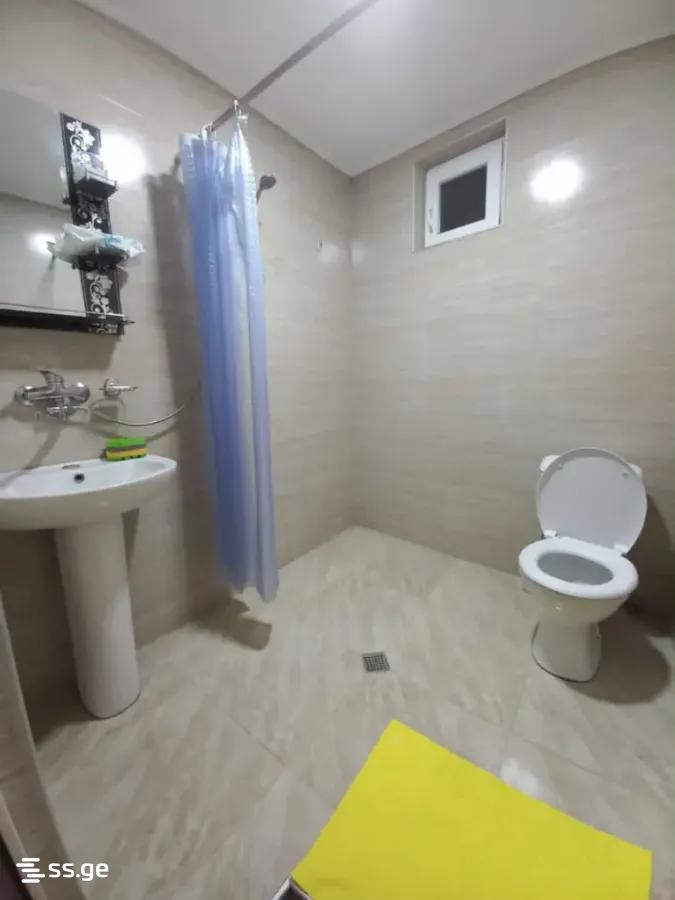 1 Room Private House Daily Rent. Isani view 4