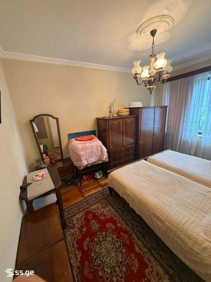 4 Room Flat For Rent. Zugdidi view 6
