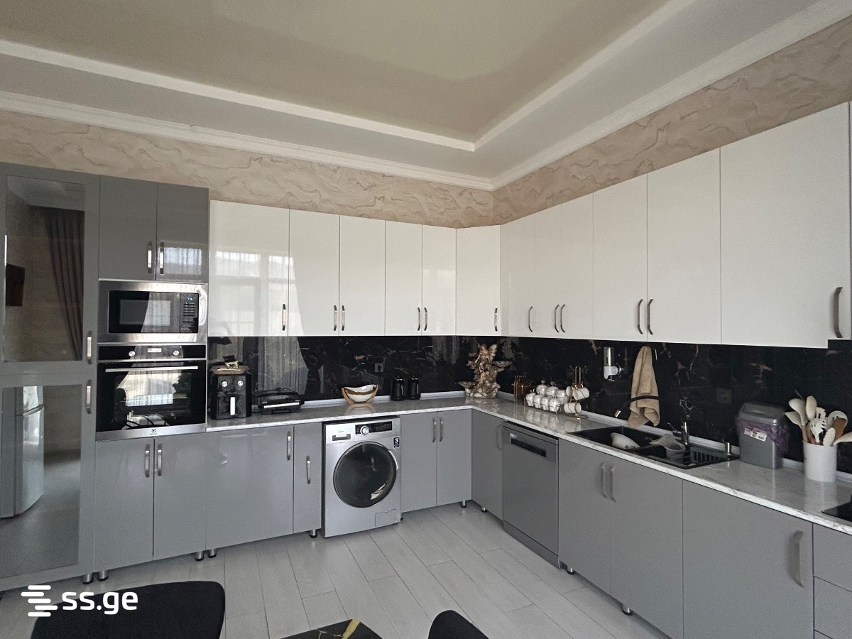 6 Room Private House For Rent. Kaspi view 1