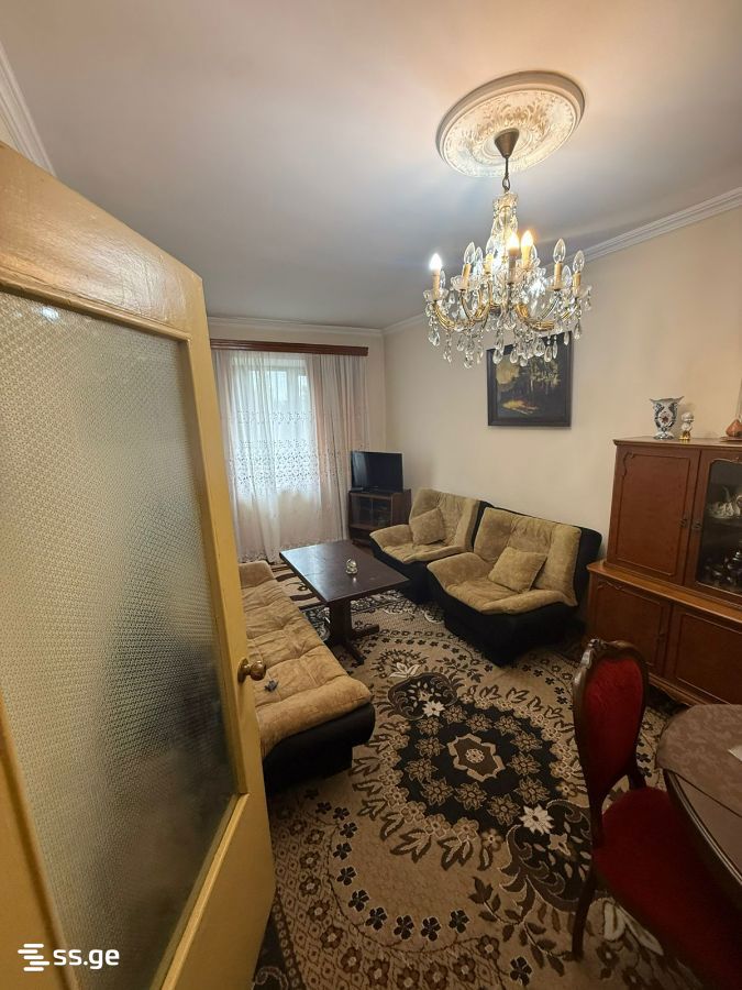 4 Room Flat For Rent. Zugdidi view 9