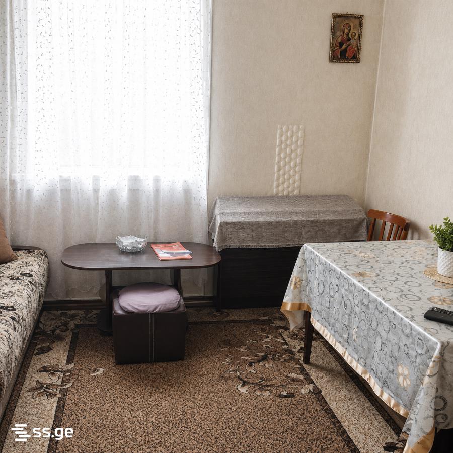 4 Room Private House For Sale view 9