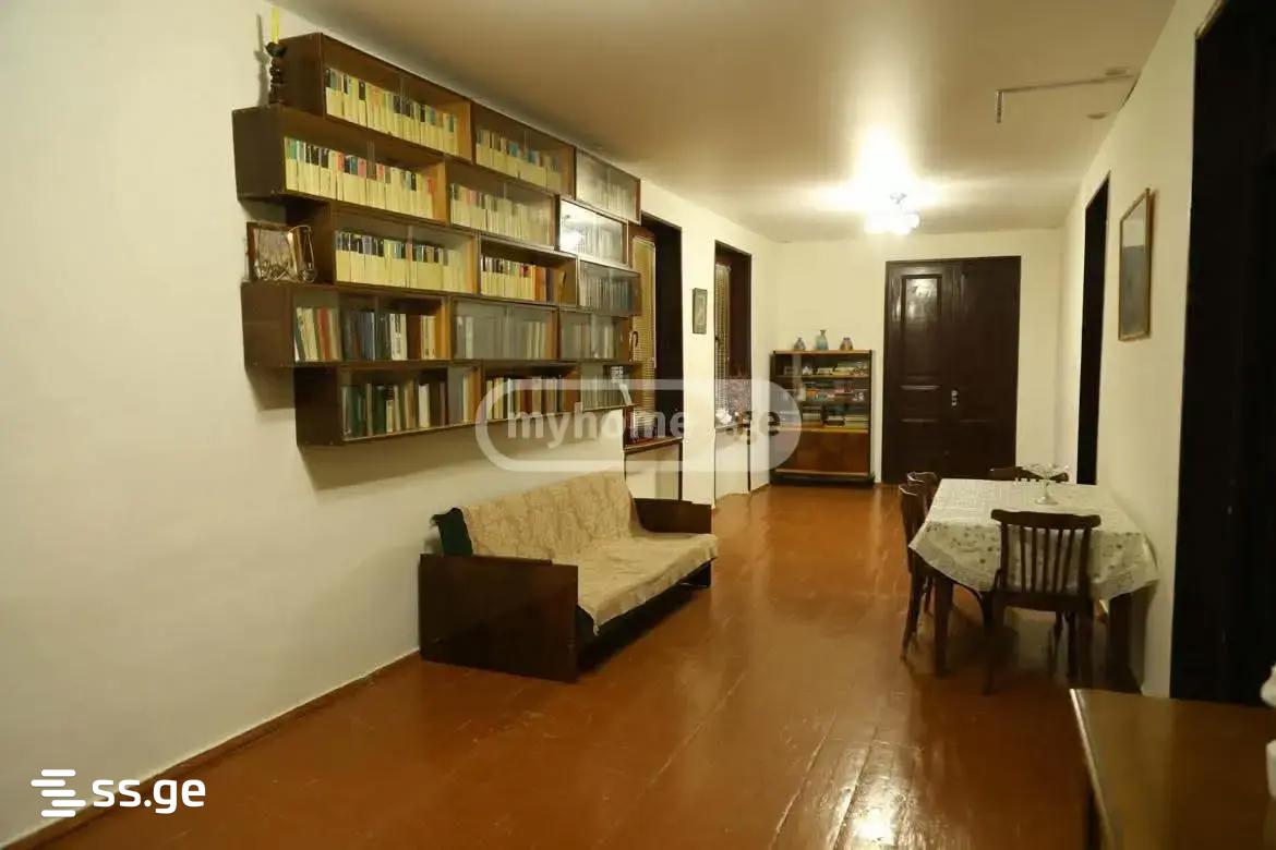 6 Room Summer Cottage For Rent. Saguramo view 5