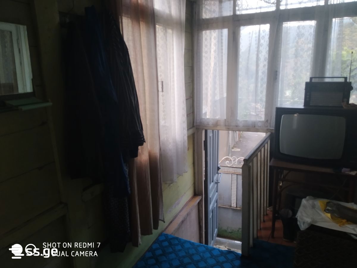 4 Room Private House For Sale view 3