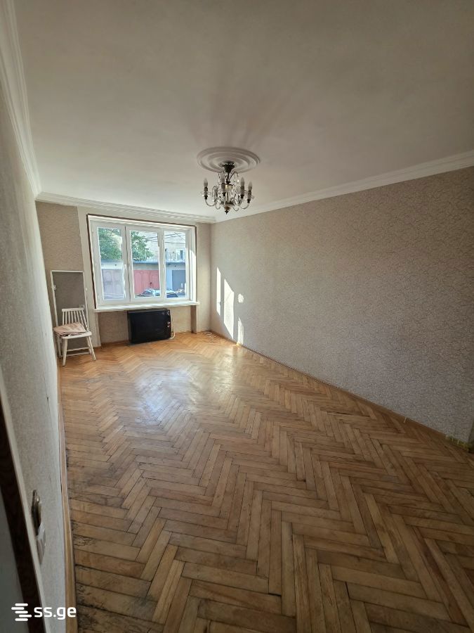 2 Room Flat For Rent. Poti view 10