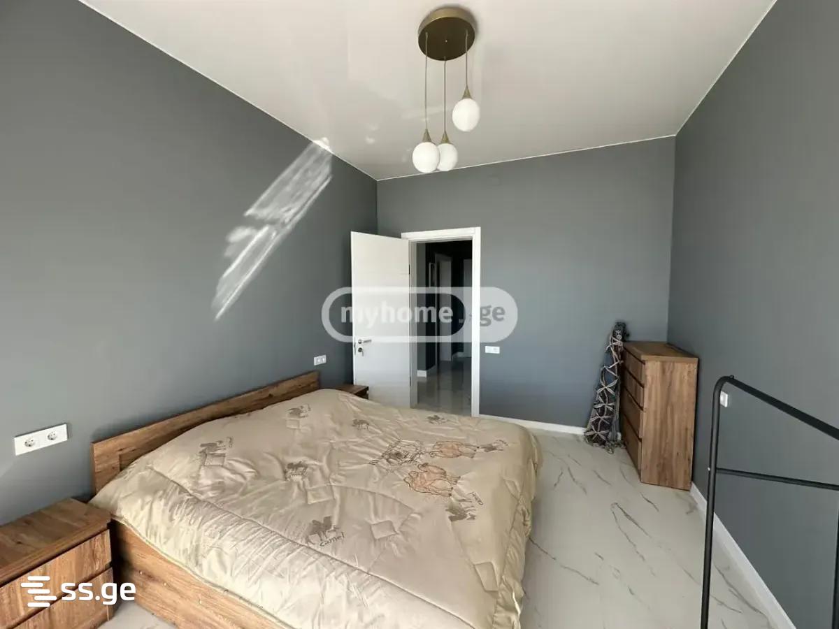 6 Room Private House Daily Rent. Batumi view 4