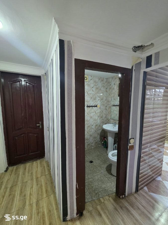 2 Room Flat For Rent. Poti view 5