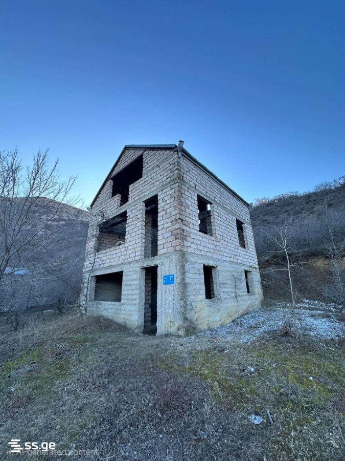 6 Room Private House For Sale view 17