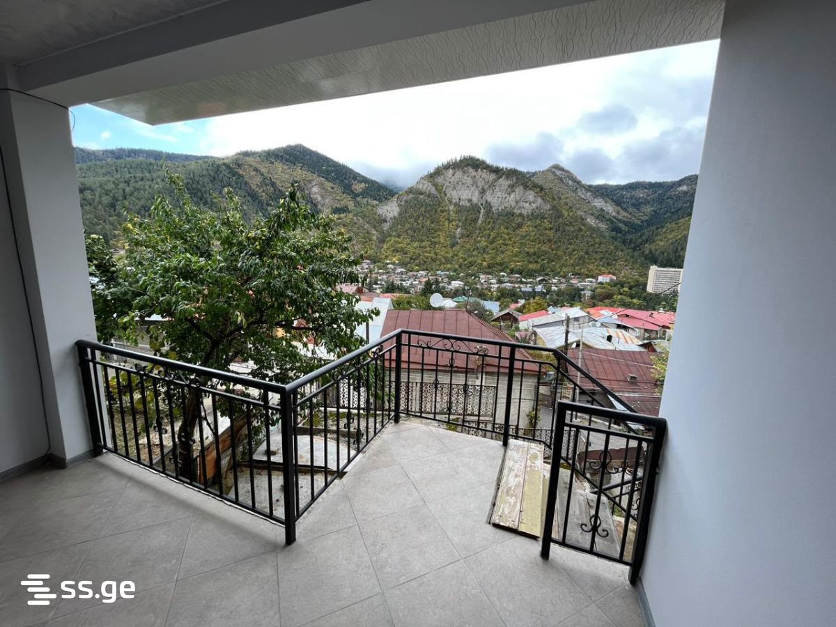 5 Room Private House For Sale view 1