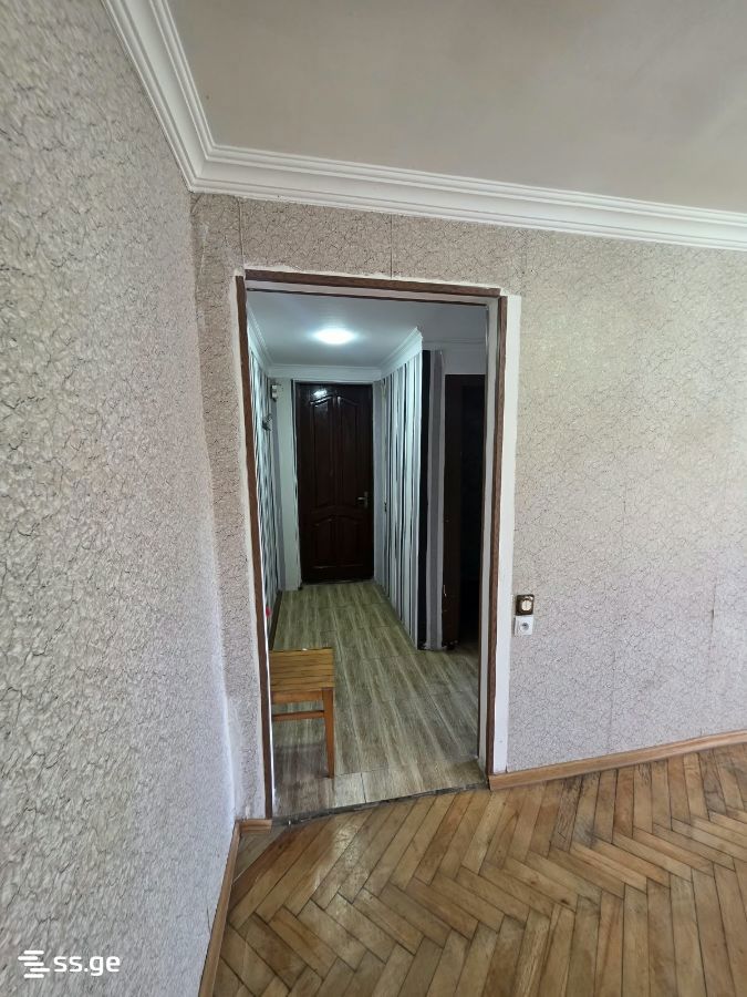 2 Room Flat For Rent. Poti view 8