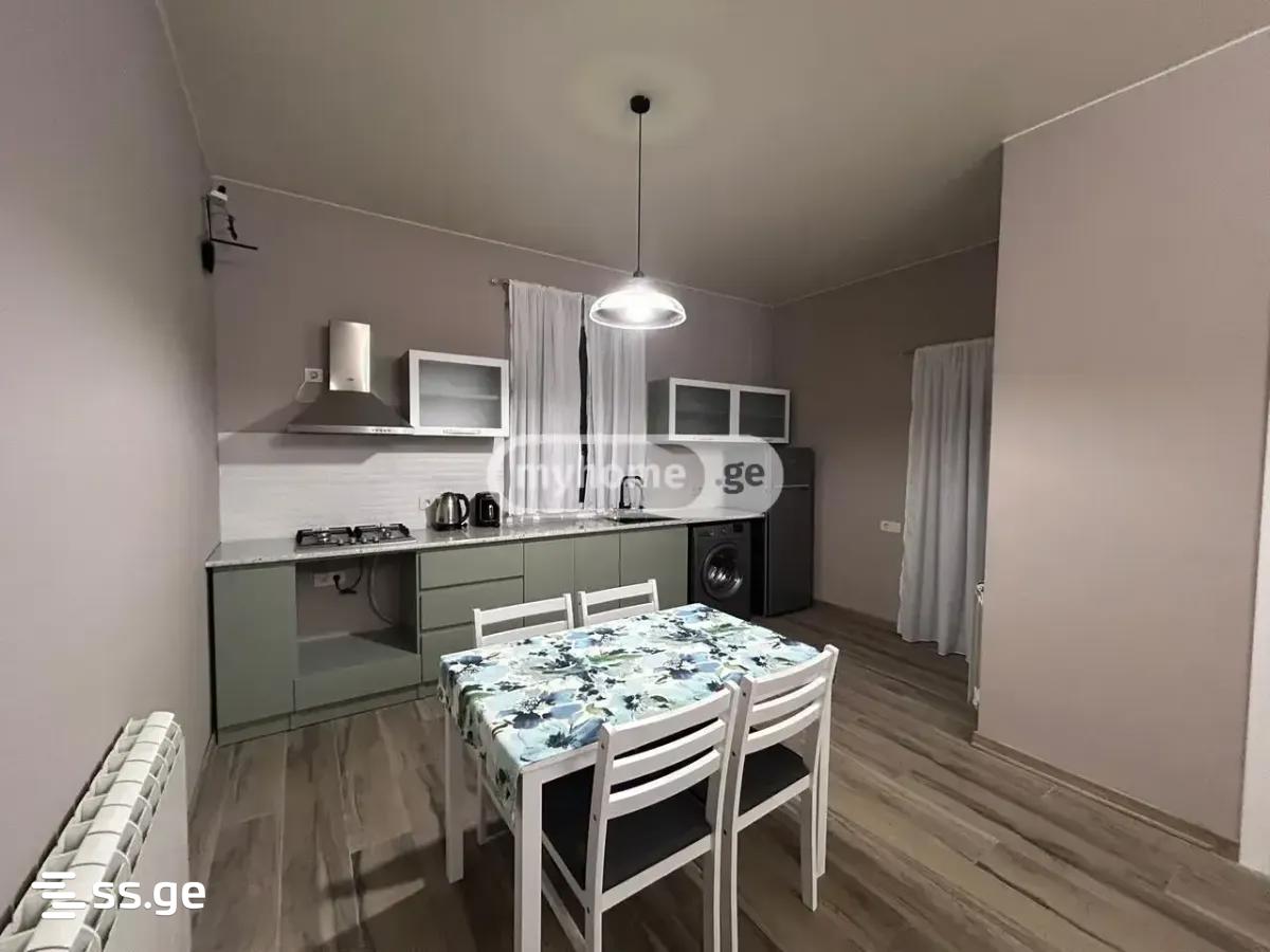 6 Room Private House Daily Rent. Batumi view 9