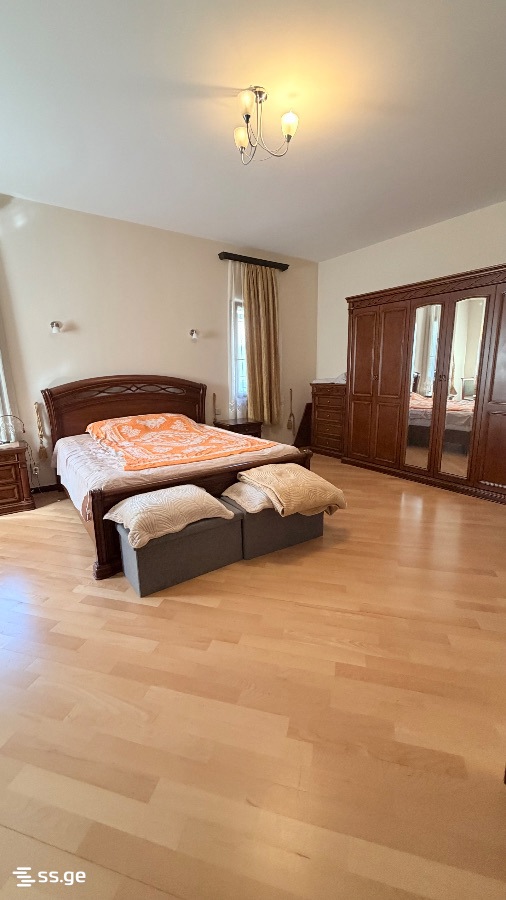 Private House For Sale. Vake view 8