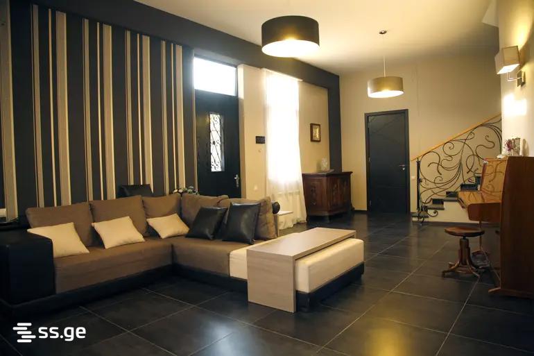6 Room Private House Daily Rent. Svanetis Ubani view 10