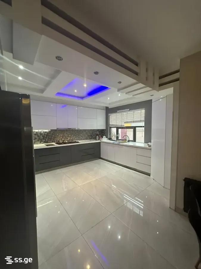 6 Room Private House Daily Rent. Chugureti view 10