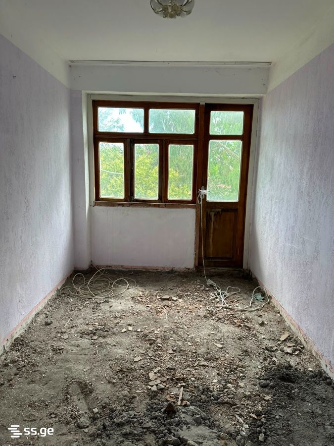 3 Room Flat For Sale view 4