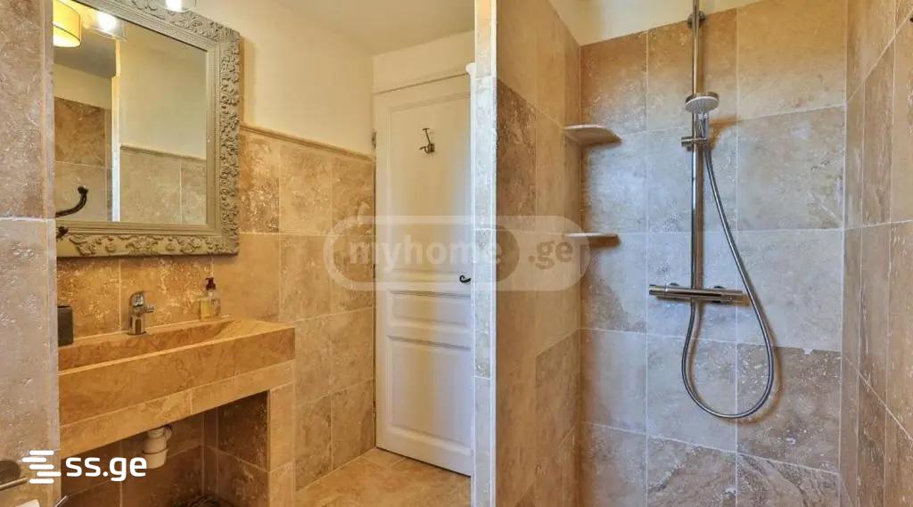 7 Room Private House For Rent. Tserovani view 12