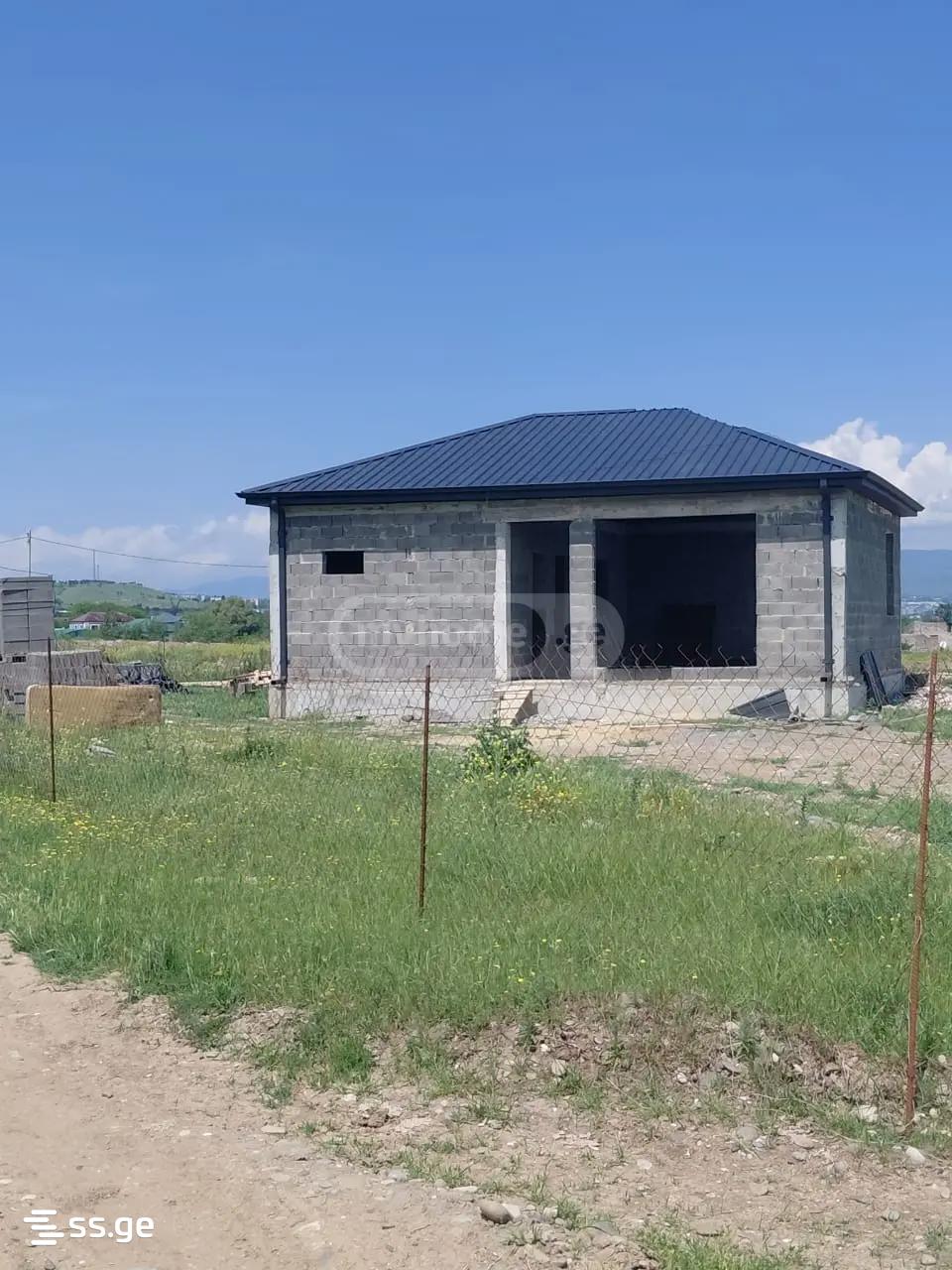 3 Room Private House For Sale view 3