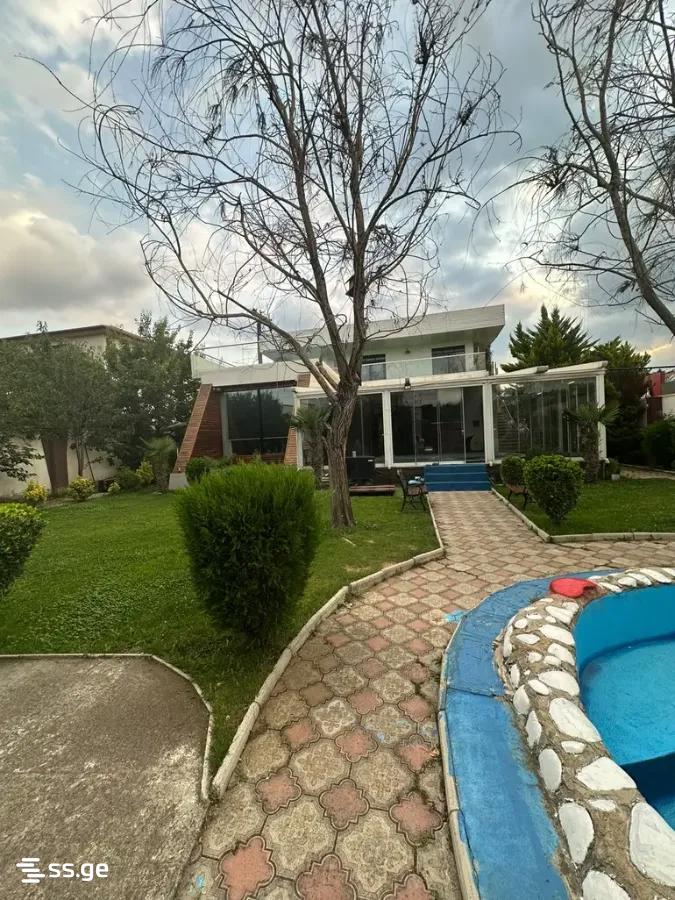 6 Room Private House Daily Rent. Chugureti view 3