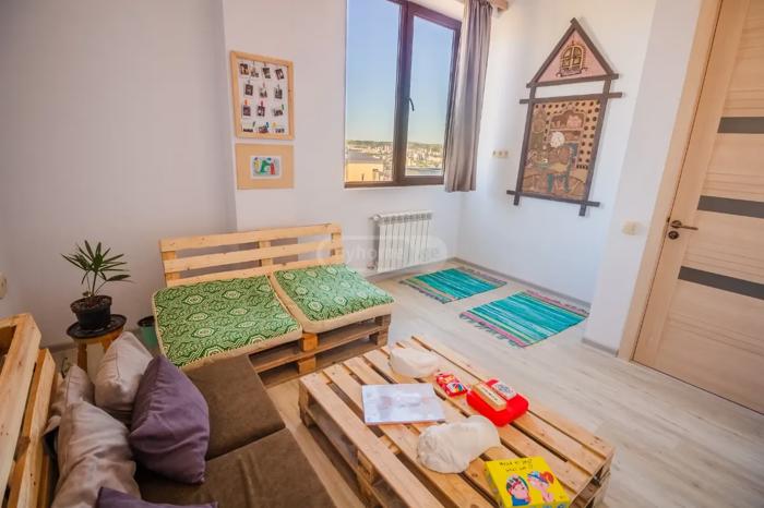 https://static.ss.ge/20260901/1_376ac3e8-18f6-4811-84a9-ccfc2609a346_Thumb.jpg