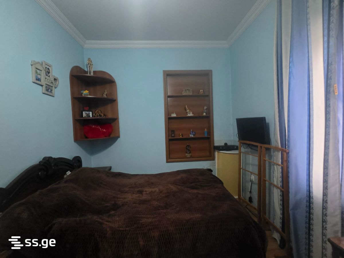 5 Room Private House For Sale view 5