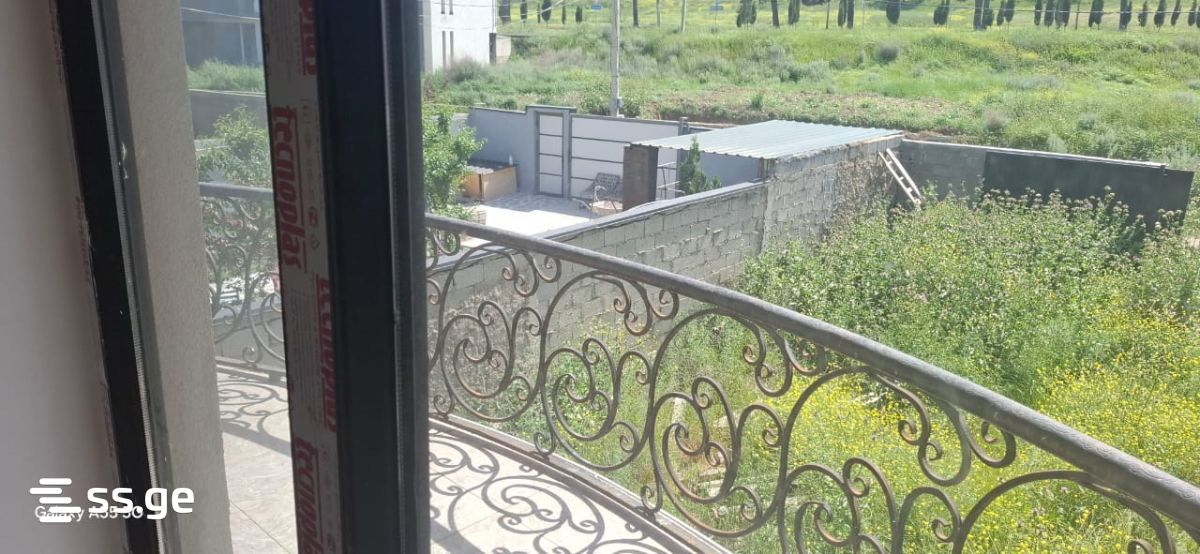 4 Room Private House For Sale view 10