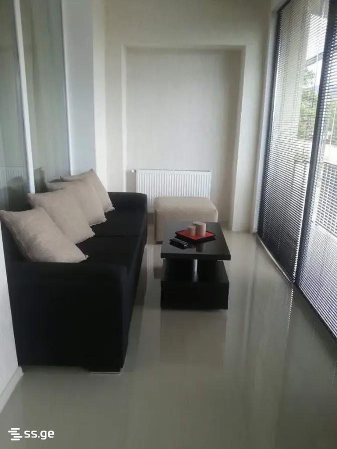 იყიდება Commercial Space მისაკციელიში view 3