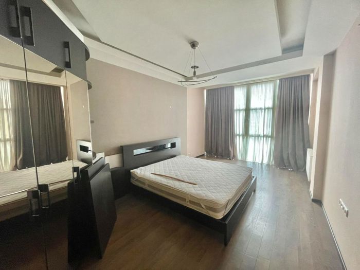 https://static.ss.ge/20260901/8_760c2835-58fa-47b6-8c3c-ed2f8cb6f66a_Thumb.jpg