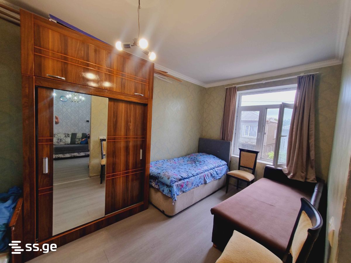 2 Room Flat For Rent. Poti view 5