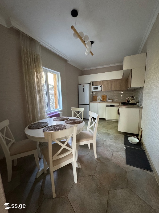 3 Room Private House For Sale view 6