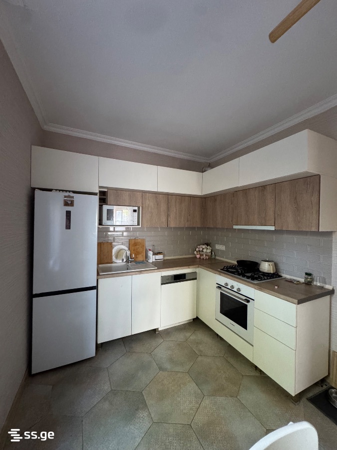 3 Room Private House For Sale view 4