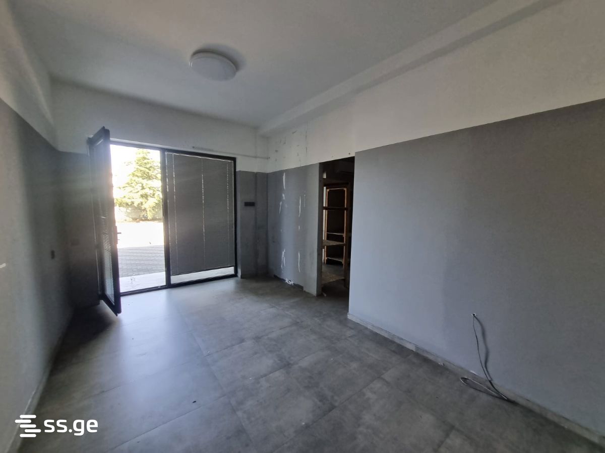 Commercial Space For Sale. Poti view 13