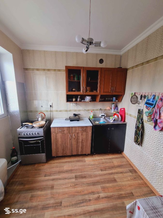 2 Room Flat For Rent. Poti view 9