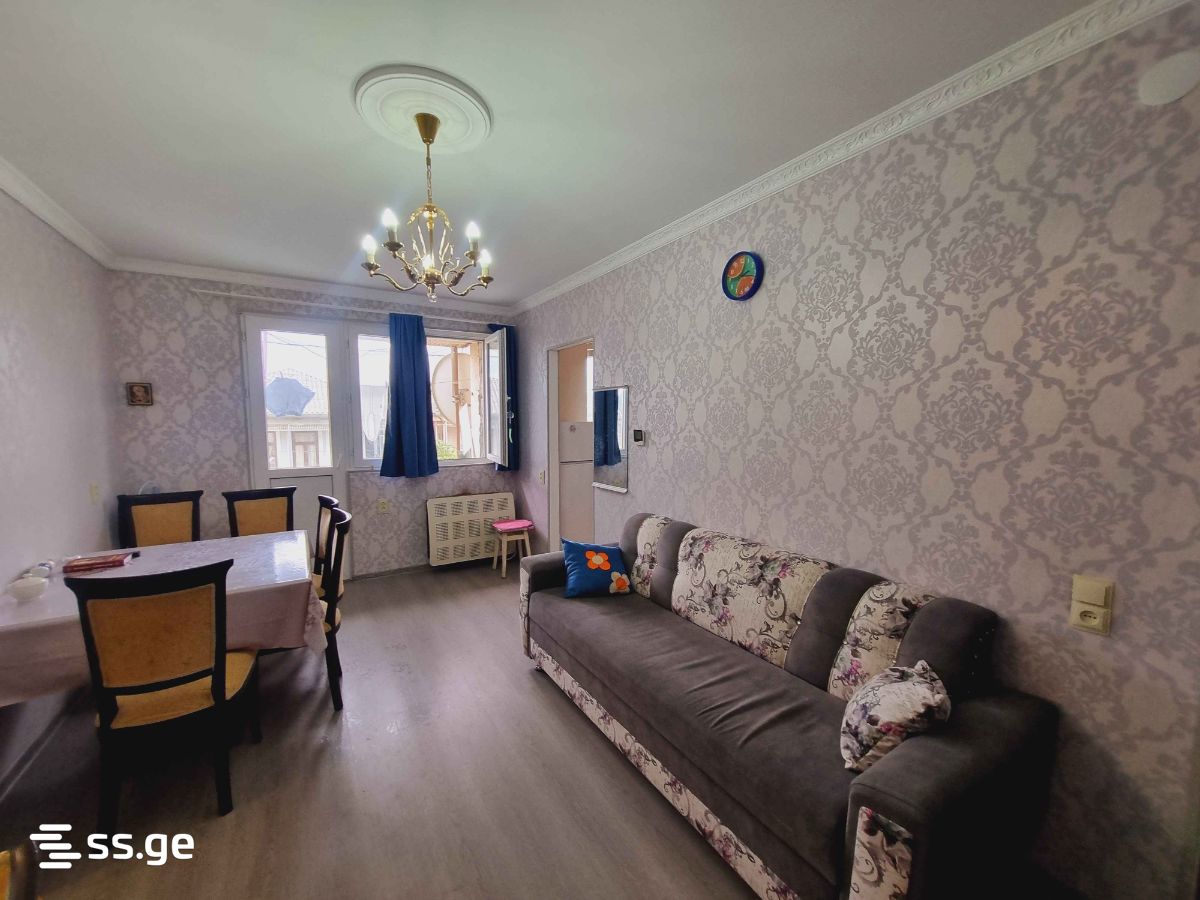 2 Room Flat For Rent. Poti view 3
