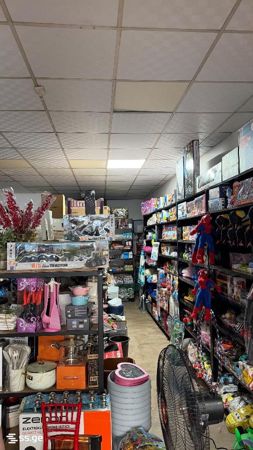 Commercial Space For Sale. Chaqvi view 3