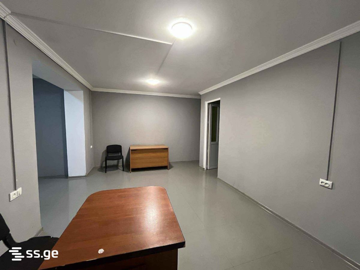 Commercial Space For Rent. Poti view 5